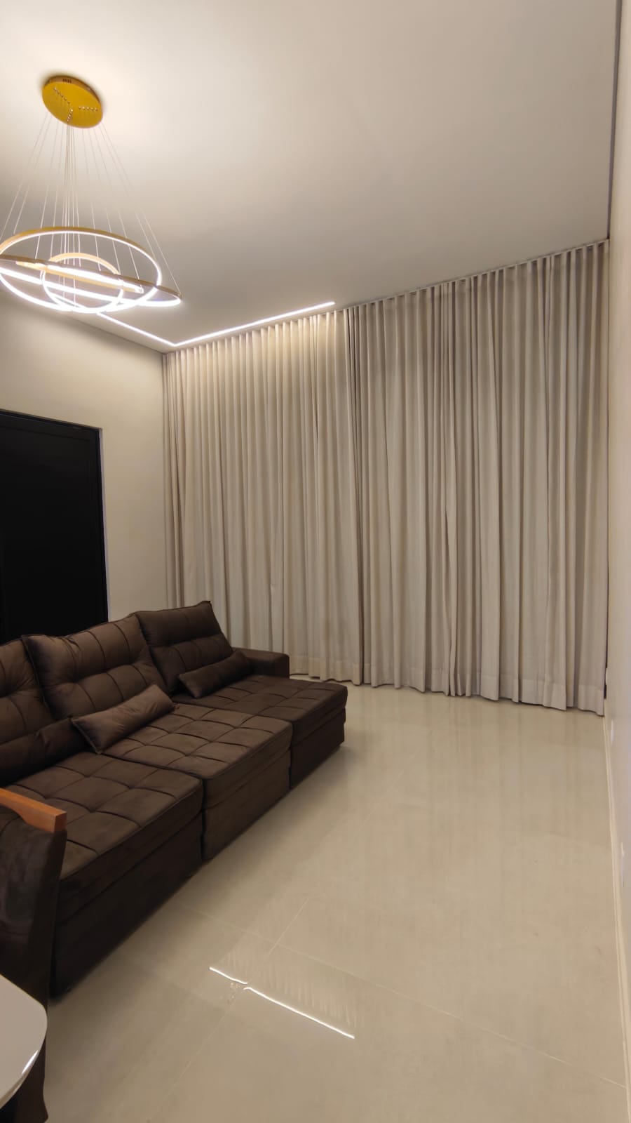 Cortina champagne sala de estar - Casa 2L
